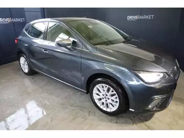 SEAT Ibiza Xcellence - Photo 1