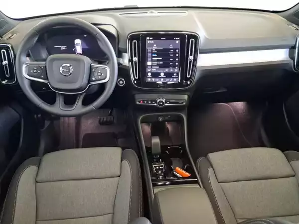 Volvo XC40 Dark - Photo 2