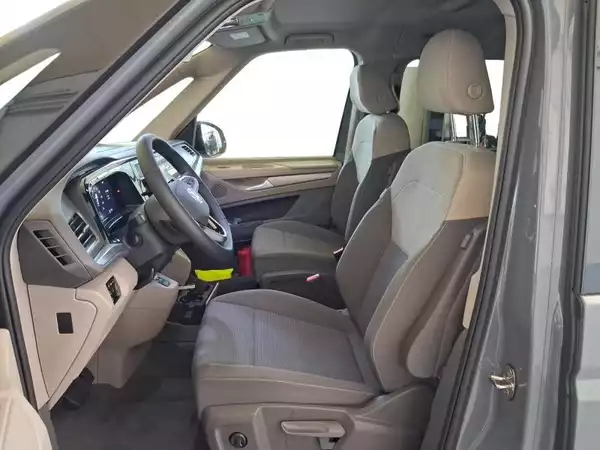 Volkswagen T7 Multivan Life LONG - Photo 3