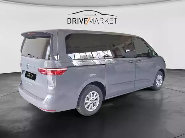 Volkswagen T7 Multivan Life LONG - Photo 2