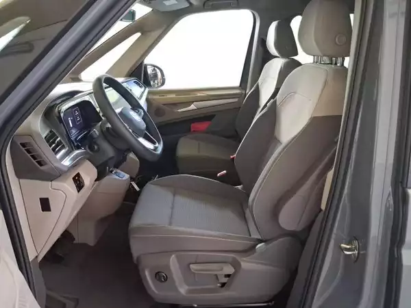 Volkswagen T7 Multivan Life LONG - Photo 3