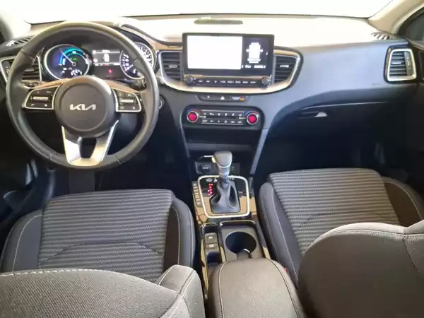 Kia Ceed Business Line - Photo 2