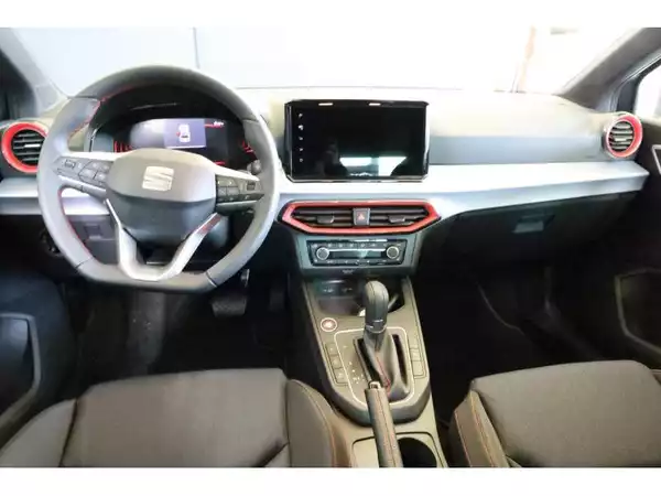 SEAT Ibiza FR - Photo 2