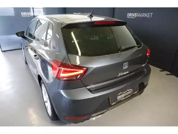 SEAT Ibiza FR - Photo 2