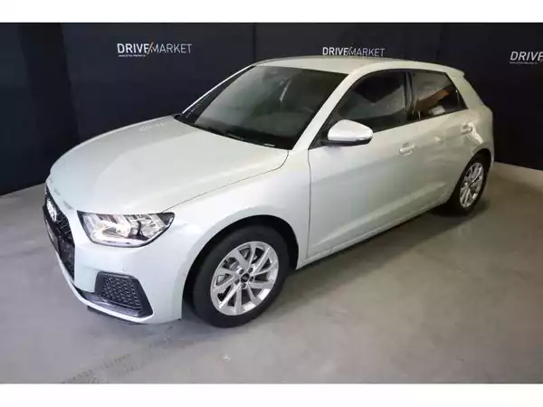 Audi A1 Advanced - Photo 1