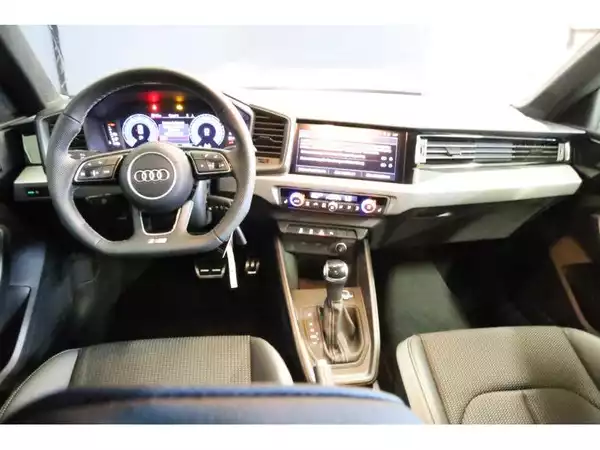 Audi A1 Advanced - Photo 2