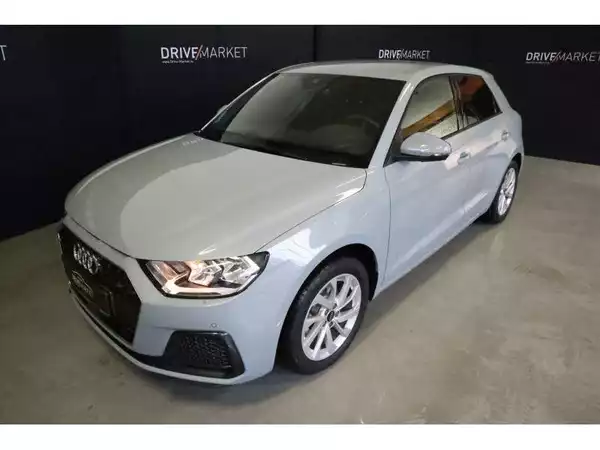 Audi A1 Advanced - Photo 1