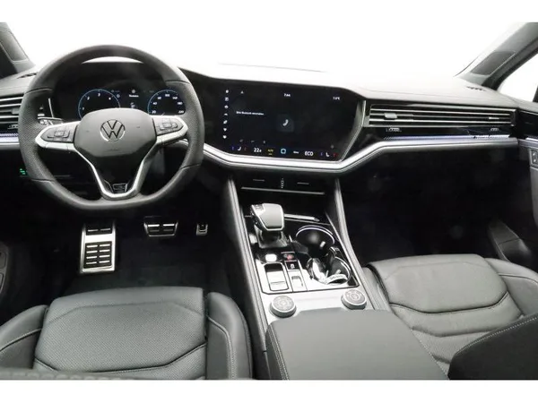 Volkswagen Touareg R-Line - Photo 2