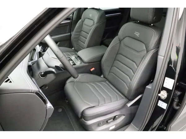 Volkswagen Touareg R-Line - Photo 3