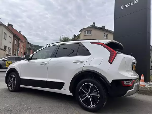 Kia Niro NIRO PULSE PHEV 1.6 GDI 183 DCT6 - Photo 2