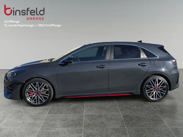 Kia Ceed GT 1.6T 204 DCT - Photo 2