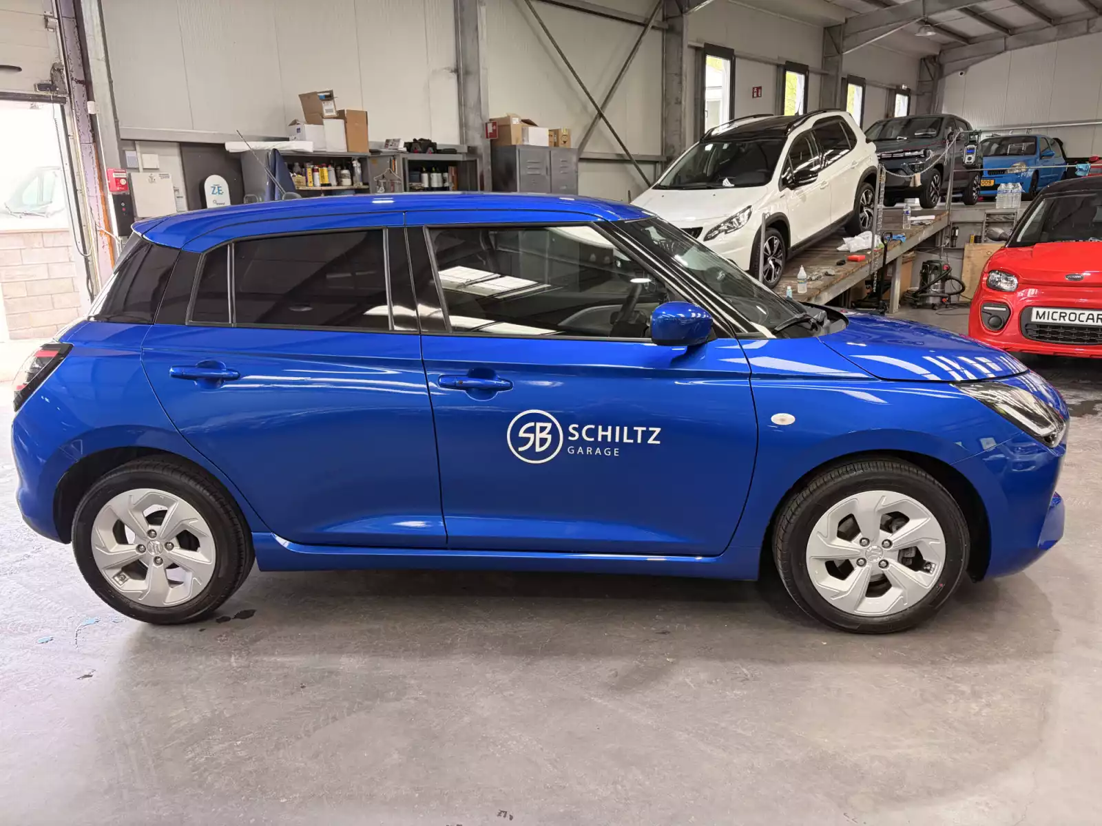Suzuki Swift 1.2 GL+ MildHybrid - Photo 1