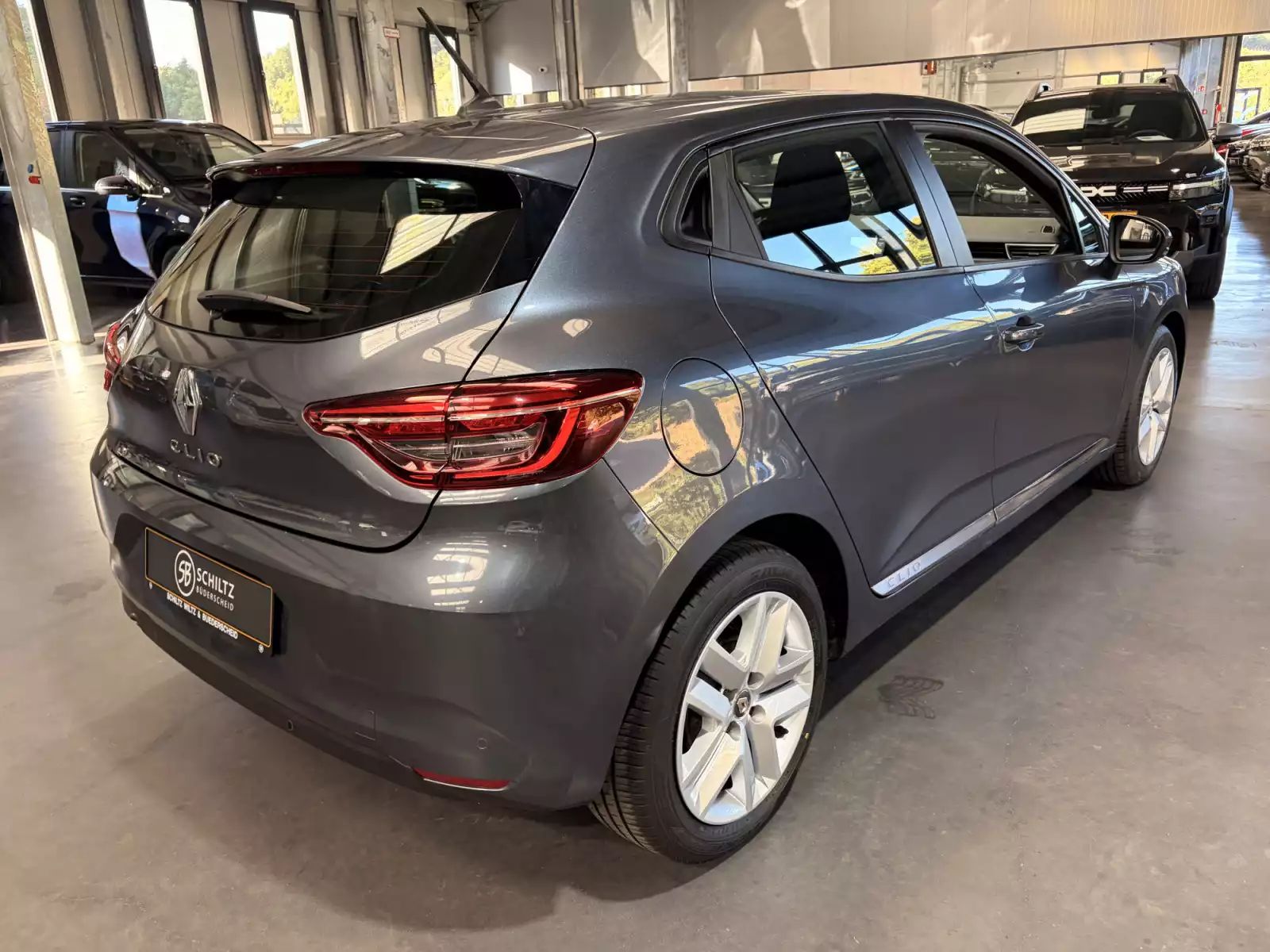 Renault Clio 1.5 dCi 86HP - Photo 1