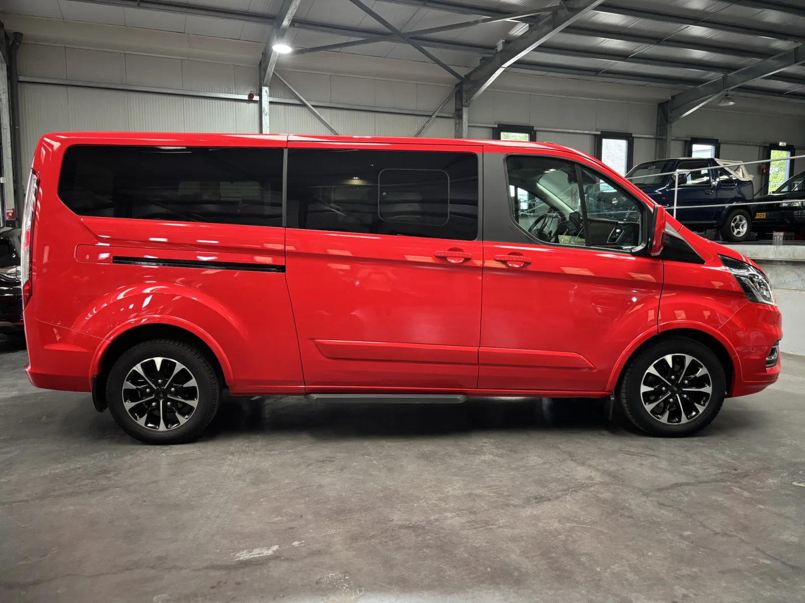 Ford Tourneo Custom 2.0 TDCi 170HP 8PL autom. - Photo 1