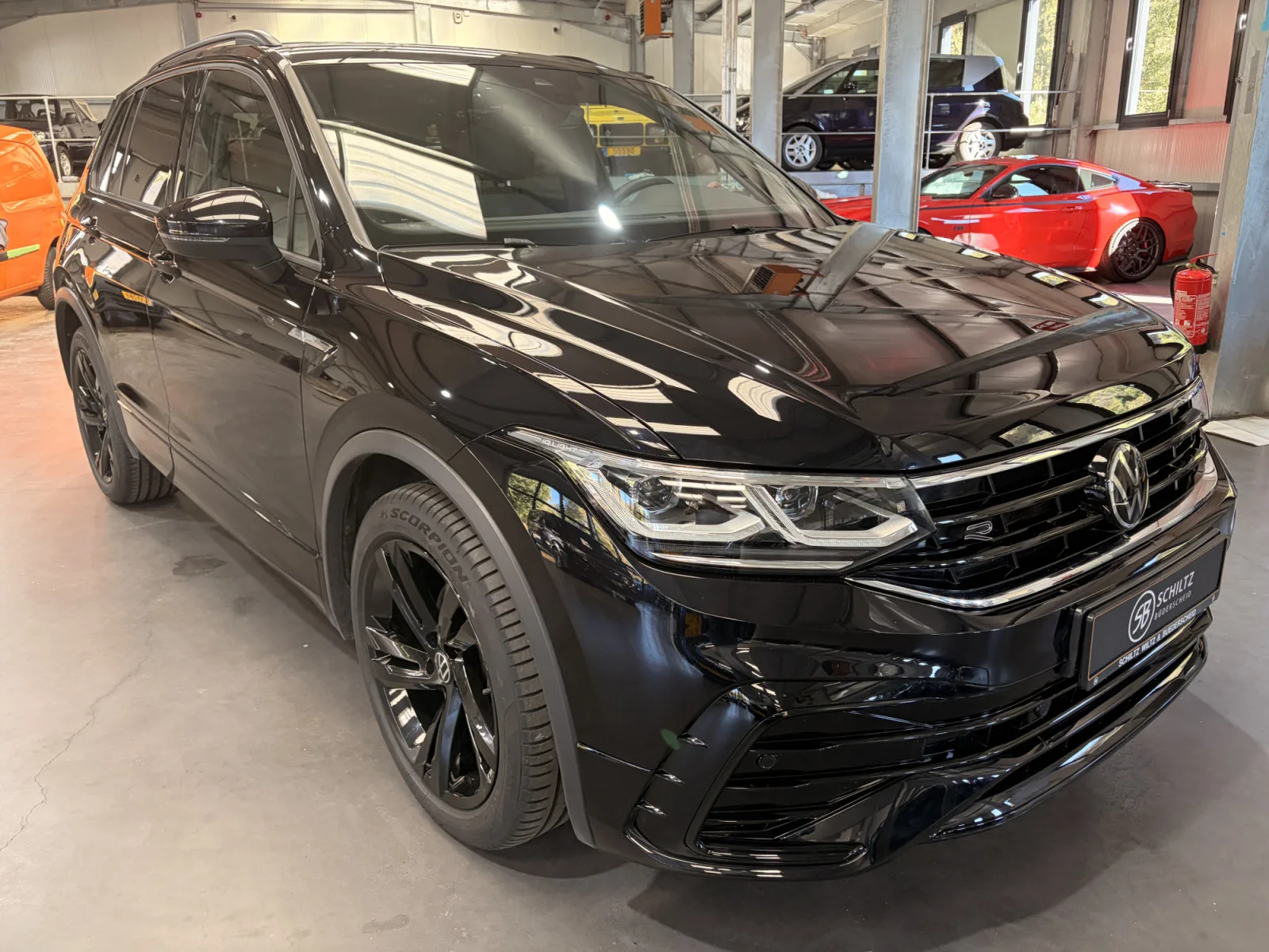 Volkswagen Tiguan 2.0 TDi R-Line DSG - Photo 1