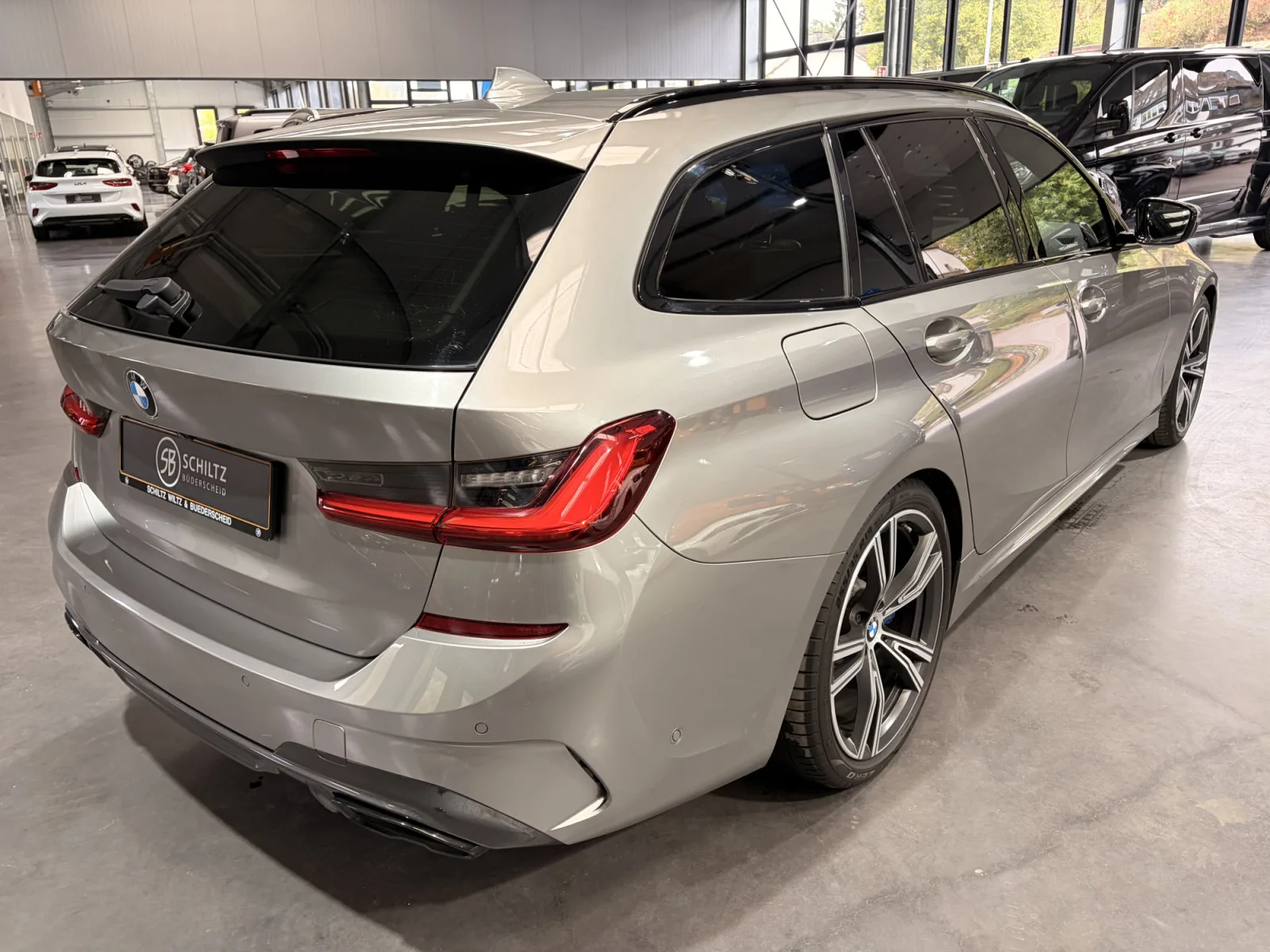 BMW M340i i xDrive Touring - Photo 1