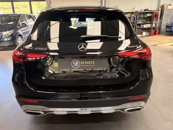 Mercedes-Benz GLC 220 d 2.0 4Matic Advanced - Photo 3