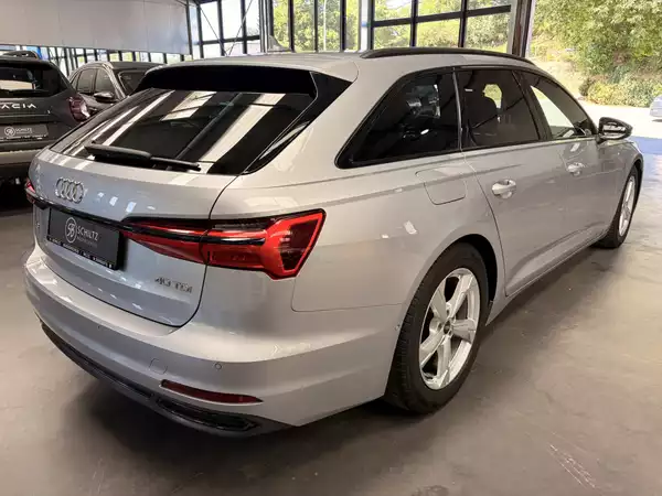 Audi A6 Avant 40TDi S-line 204HP - Photo 2