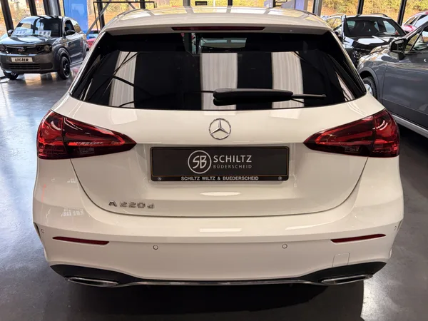 Mercedes-Benz A 220 d AMG Line Auto 190HP - Photo 3
