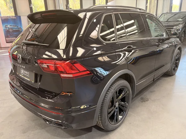 Volkswagen Tiguan 2.0 TDi R-Line DSG - Photo 2