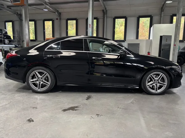 Mercedes-Benz CLA 200 Pack AMG-LINE AT - Photo 2
