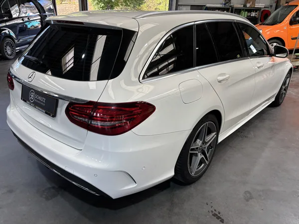 Mercedes-Benz C 220 AMG LINE - Photo 2