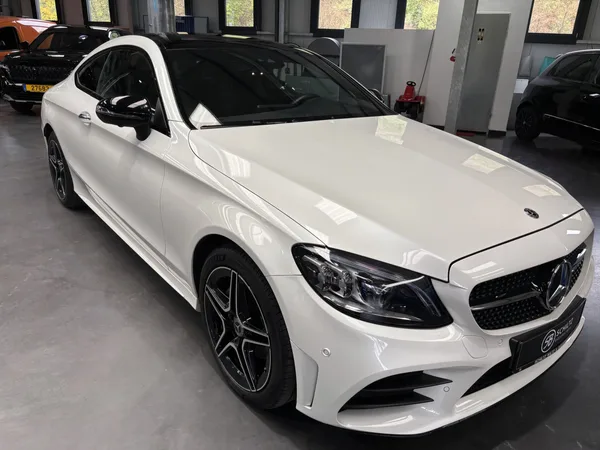 Mercedes-Benz C 220 Coupé AMG LINE 4MATIC - Photo 1