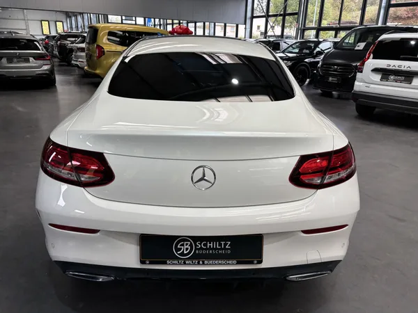 Mercedes-Benz C 220 Coupé AMG LINE 4MATIC - Photo 3