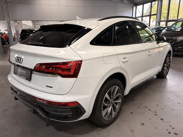 Audi Q5 40 TDi Sportback S-Line Quattro S-Tronic - Photo 2