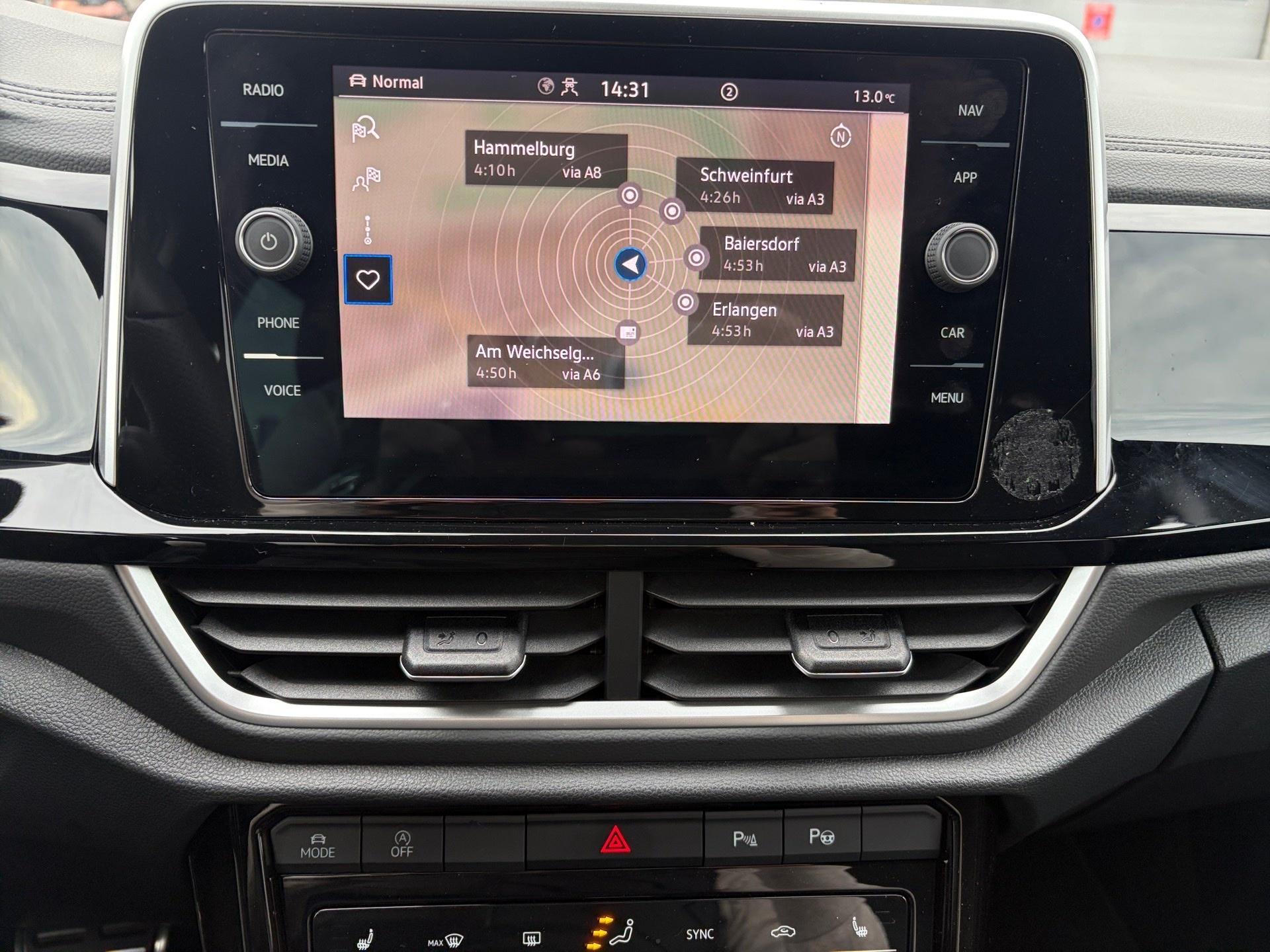Volkswagen T-Roc R-line 1.5L - Photo 1