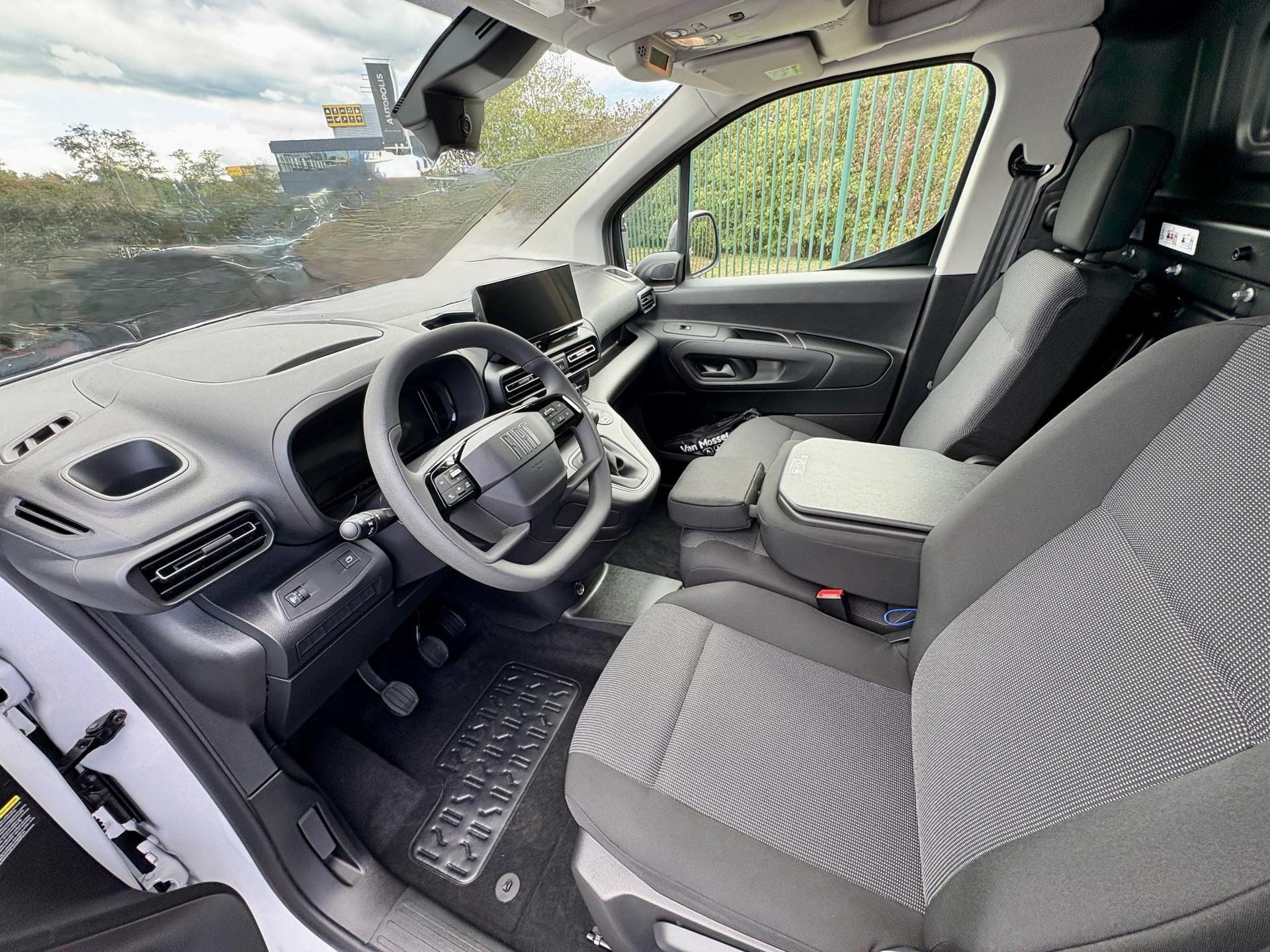 Fiat Doblo Van DOBLO VAN L1 LT 110HP 1.2 MT - Photo 1