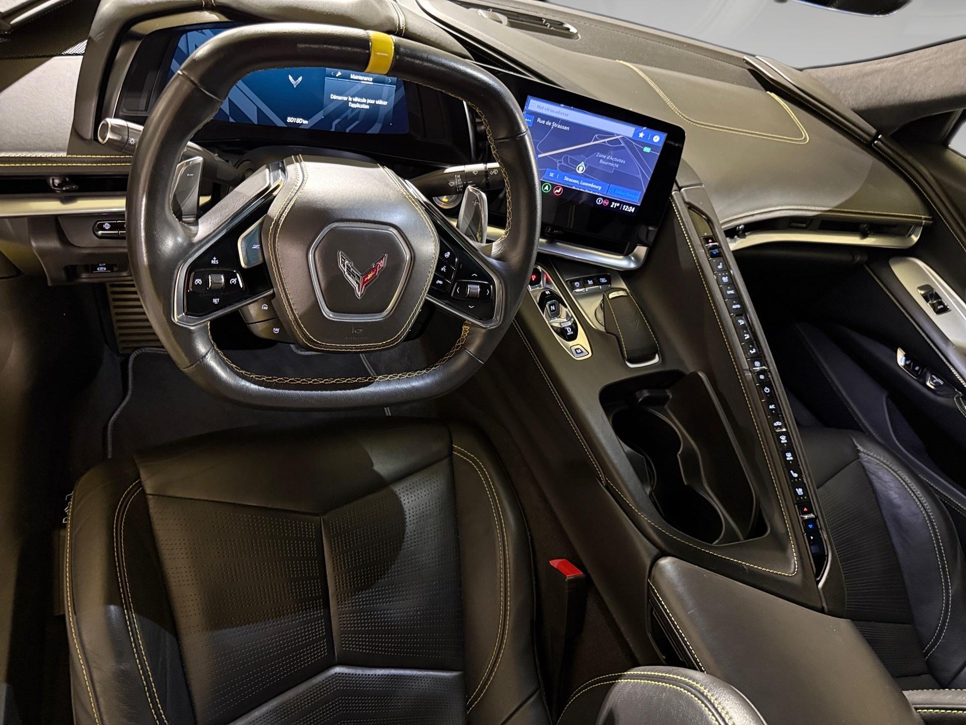 Chevrolet Corvette C8 STINGRAY COUPE 3LT V8 6.2 - Photo 3