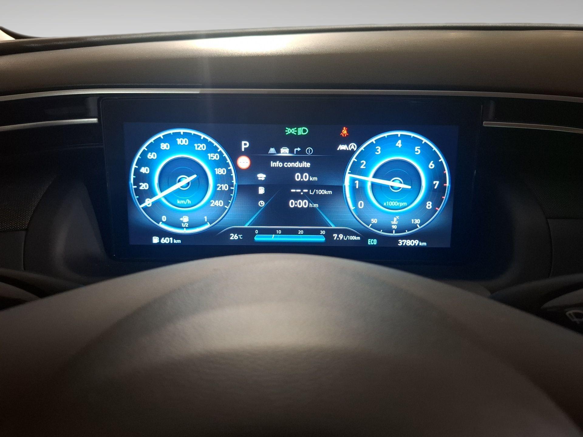 Hyundai TUCSON 1.6 SHINE SENSATION - Photo 2