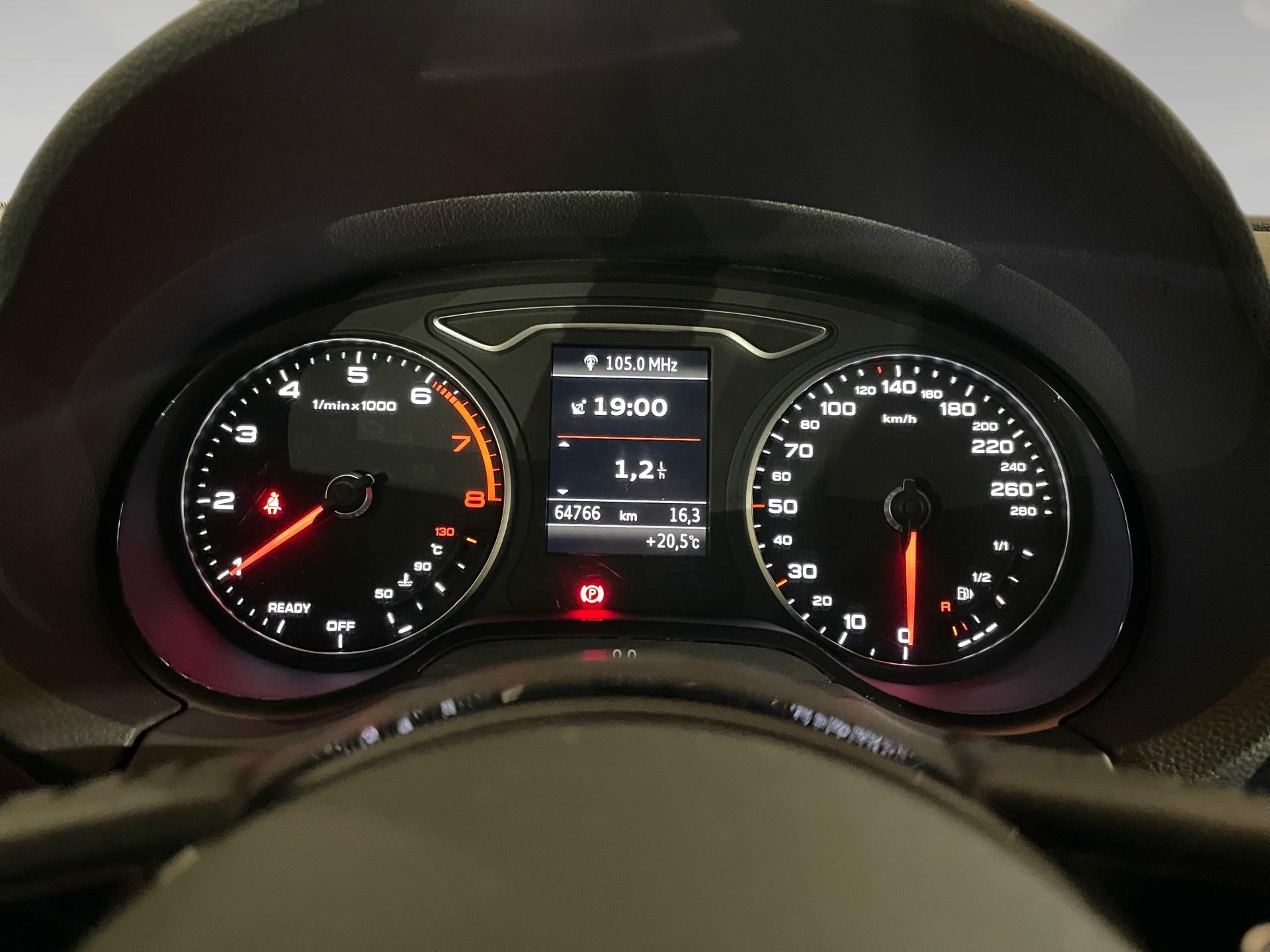Audi A3 35 TFSI edition one Sportback - Photo 2