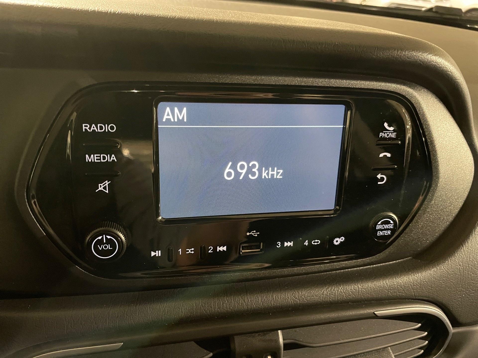 Fiat Tipo 1.5 Hybrid 130 DCT7 - Photo 2