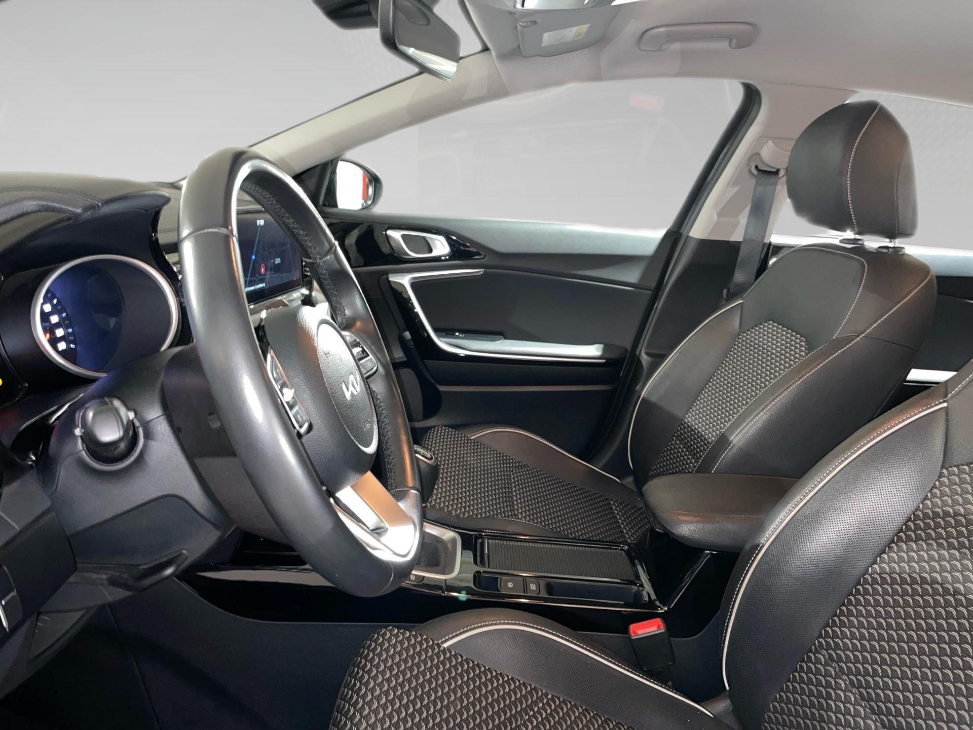Kia Ceed Pulse 1.0 T-GDI 120 MHEV DCT ISG - Photo 3