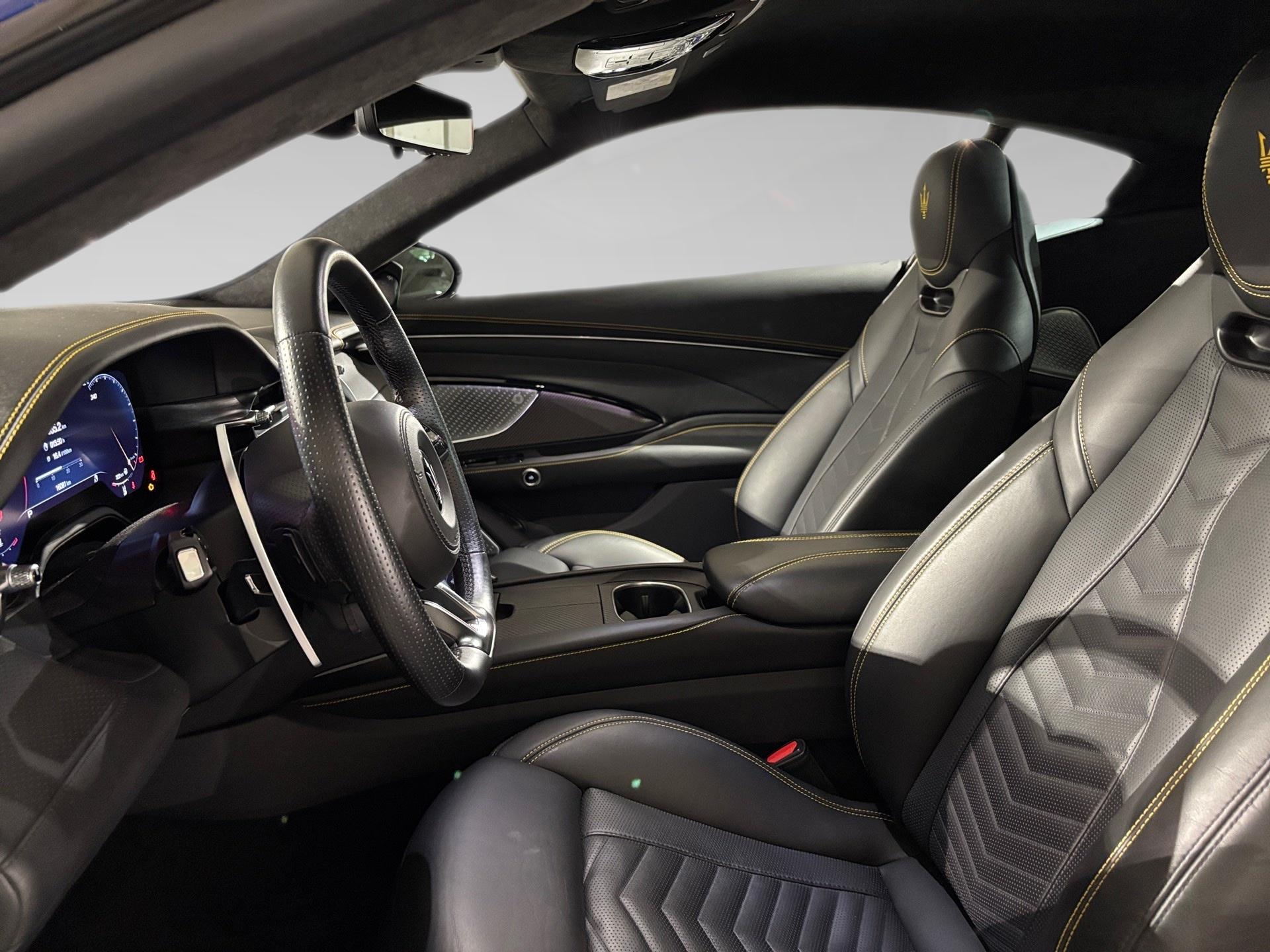 Maserati GranTurismo 3.0 Trofeo 550 PS - Photo 3