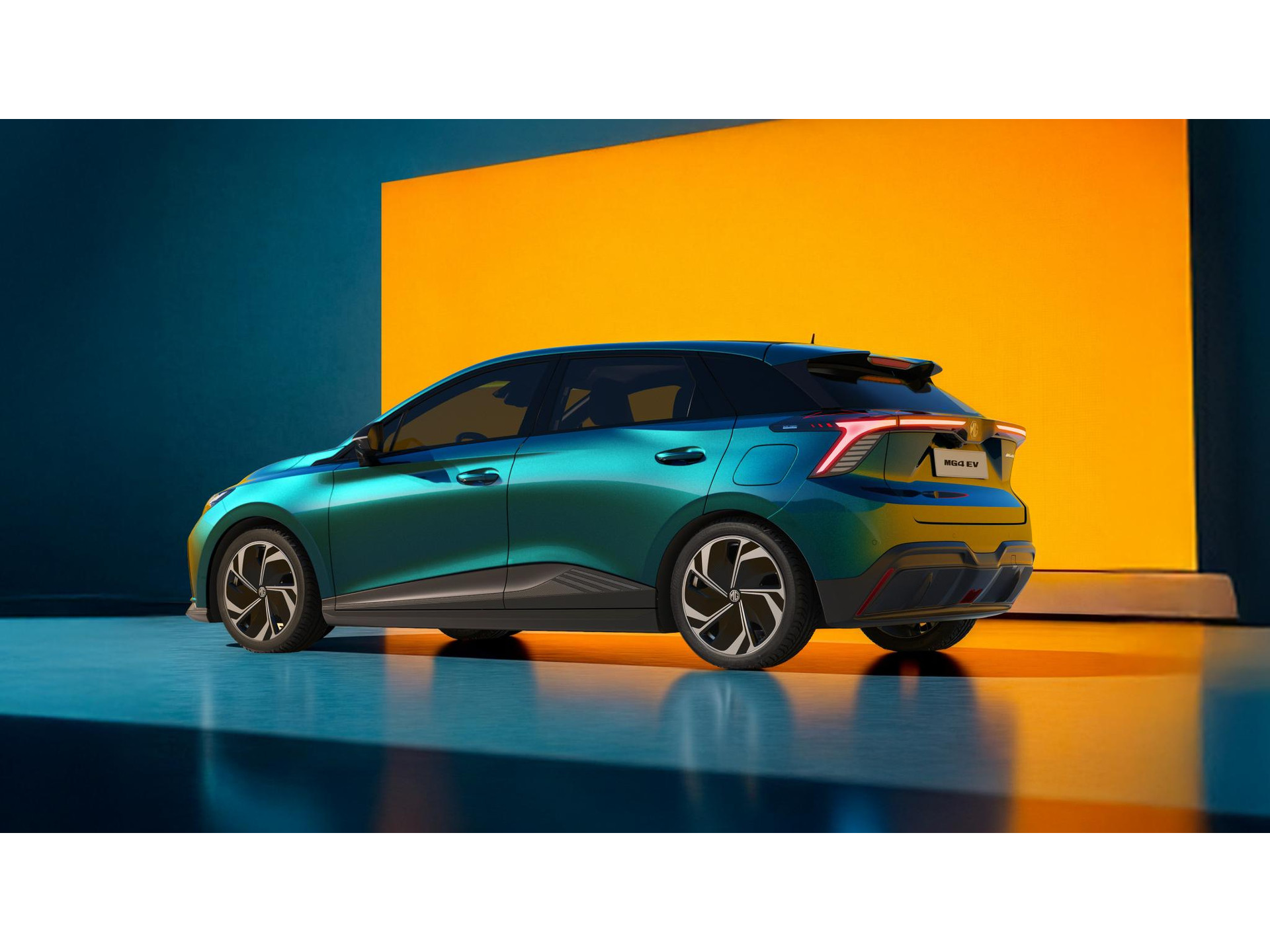 MG MG4 64 kWh Premium - Photo 2