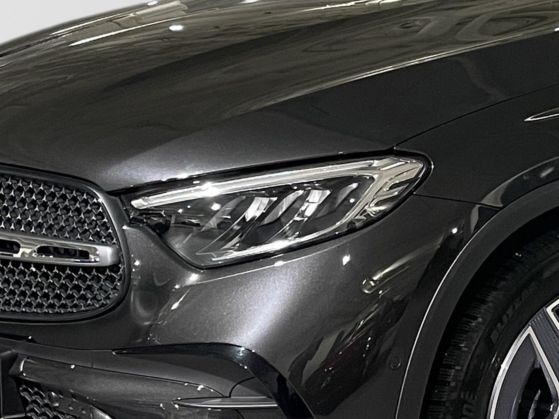 Mercedes-Benz GLC 2.0 300 d 4MATIC AMG Line - Photo 3