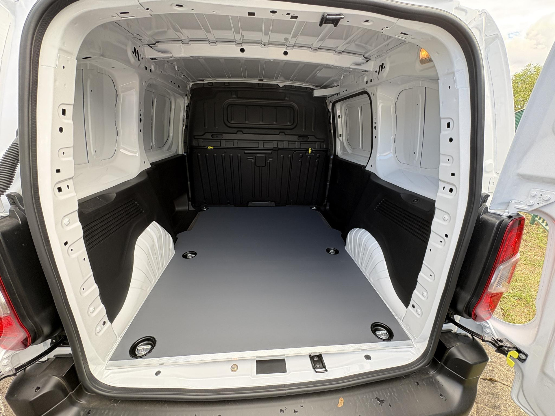 Fiat Doblo Van DOBLO VAN L1 LT 110HP 1.2 MT - Photo 2