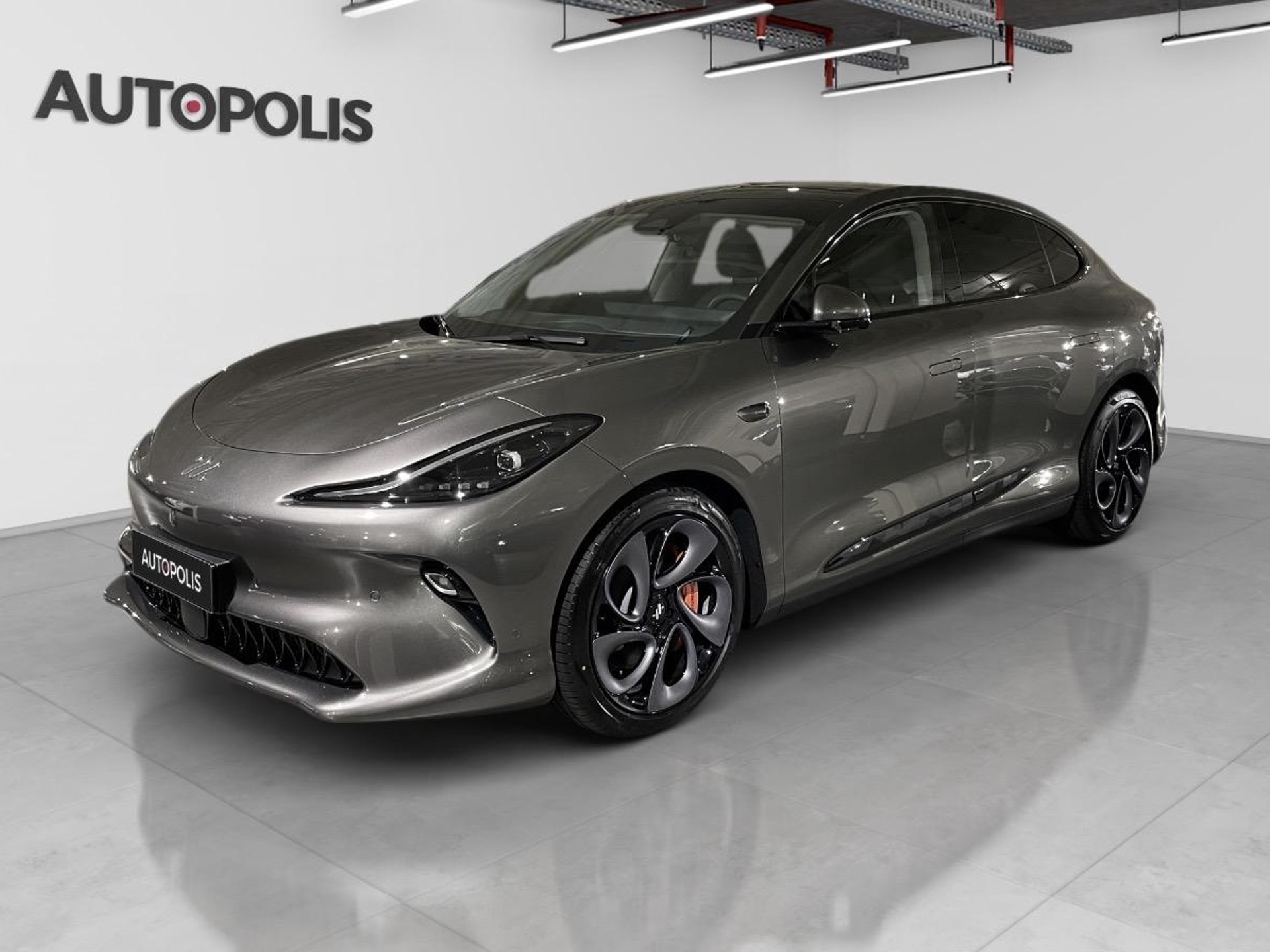 MG IM6 4WD 100KwH 4WD 21’ 750ch - Photo 1