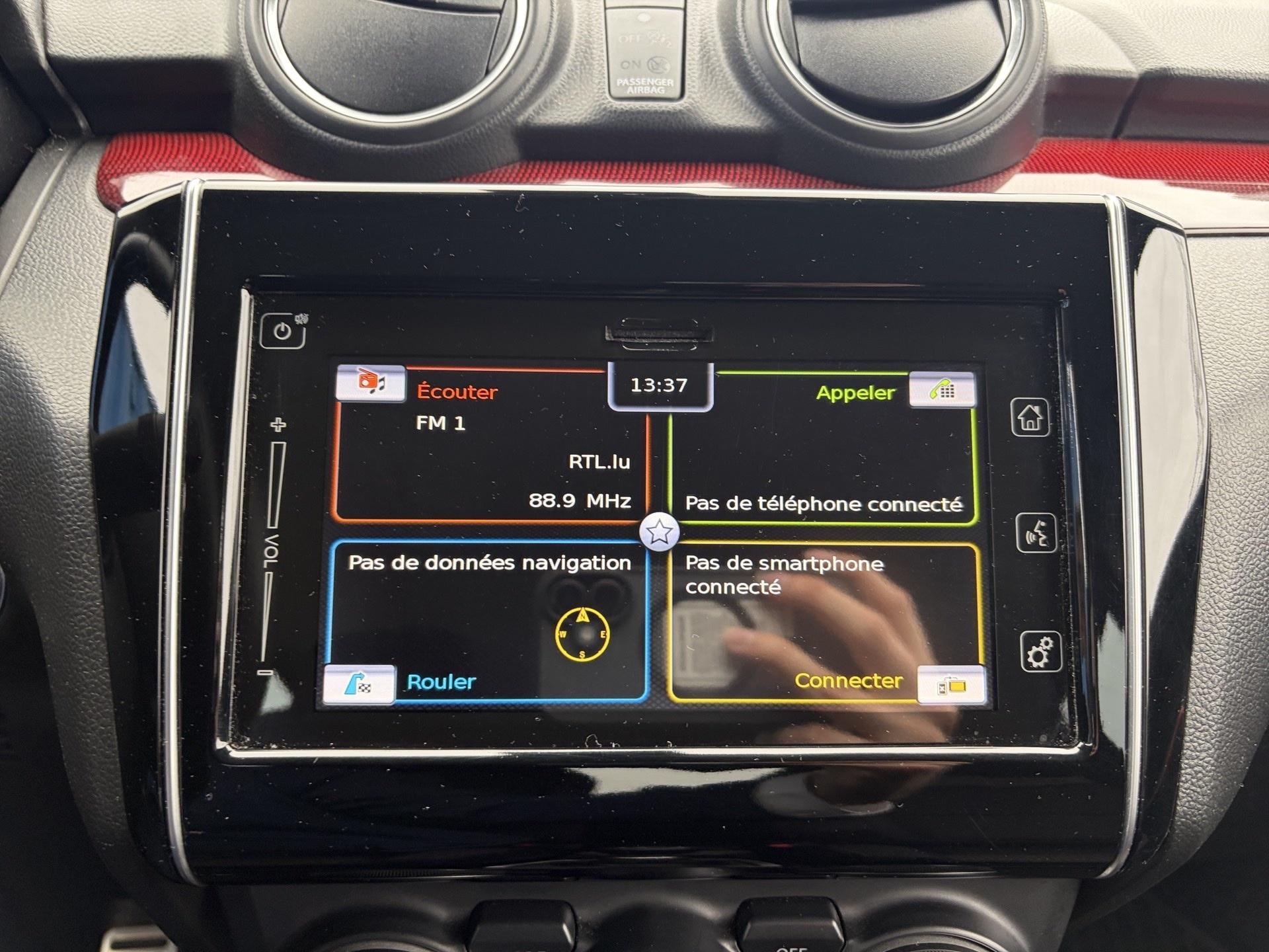 Suzuki Swift 1.4 Sport 48V Hybrid - Photo 2