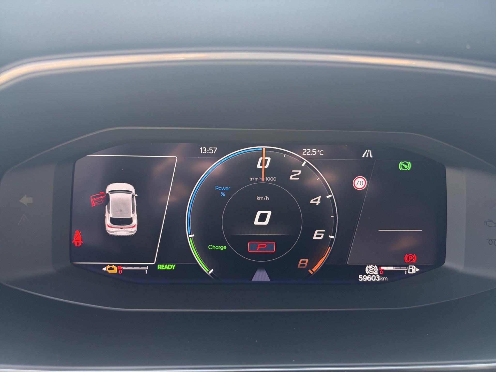 Cupra Leon 2.0 TSI 180kW VZ DSG - Photo 2