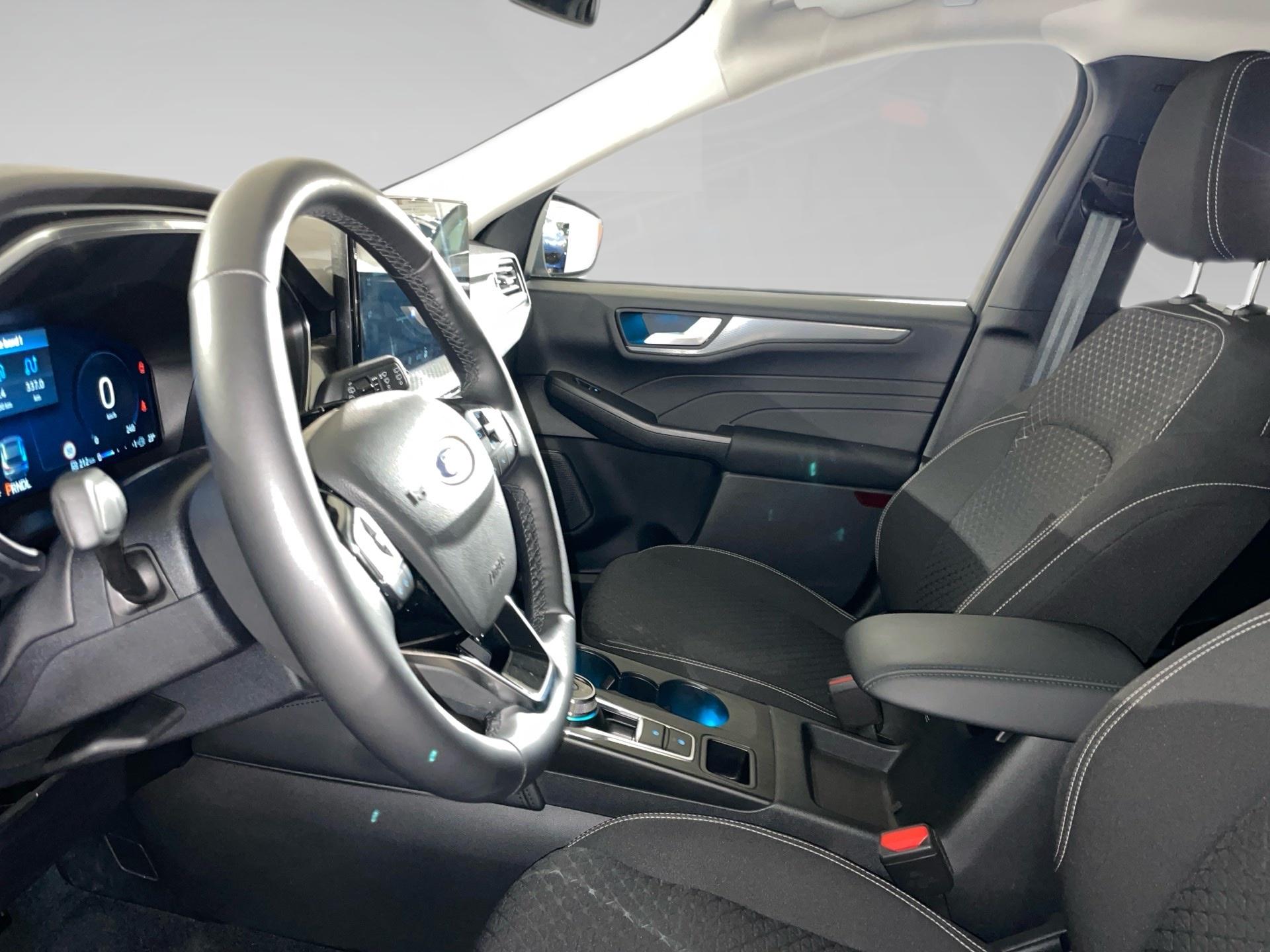 Ford Kuga 1.5i EcoBoost 137kW Aut. Titanium - Photo 3