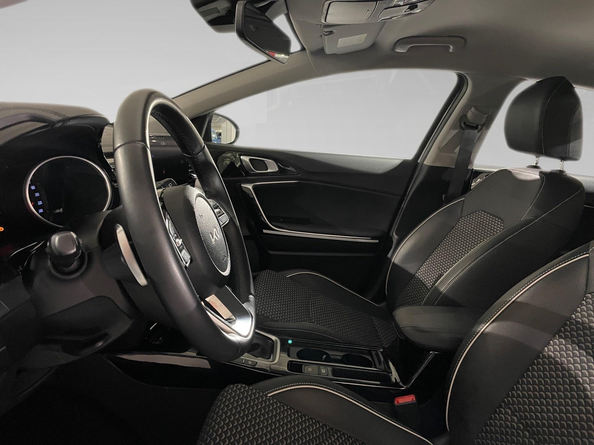 Kia Ceed Pulse 1.0 T-GDI 120 MHEV DCT ISG - Photo 3