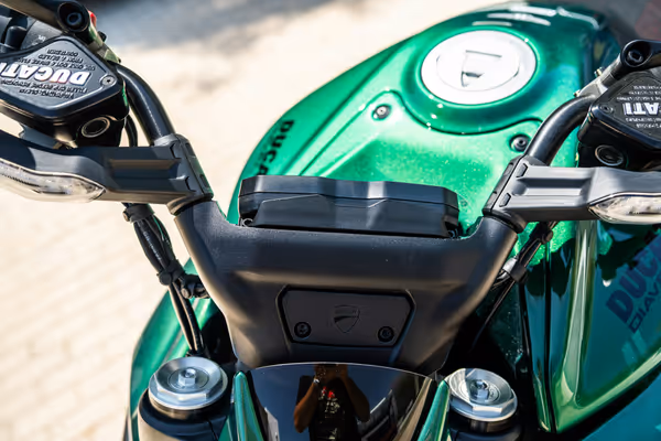 Ducati Diavel Diavel for Bentley - Photo 2