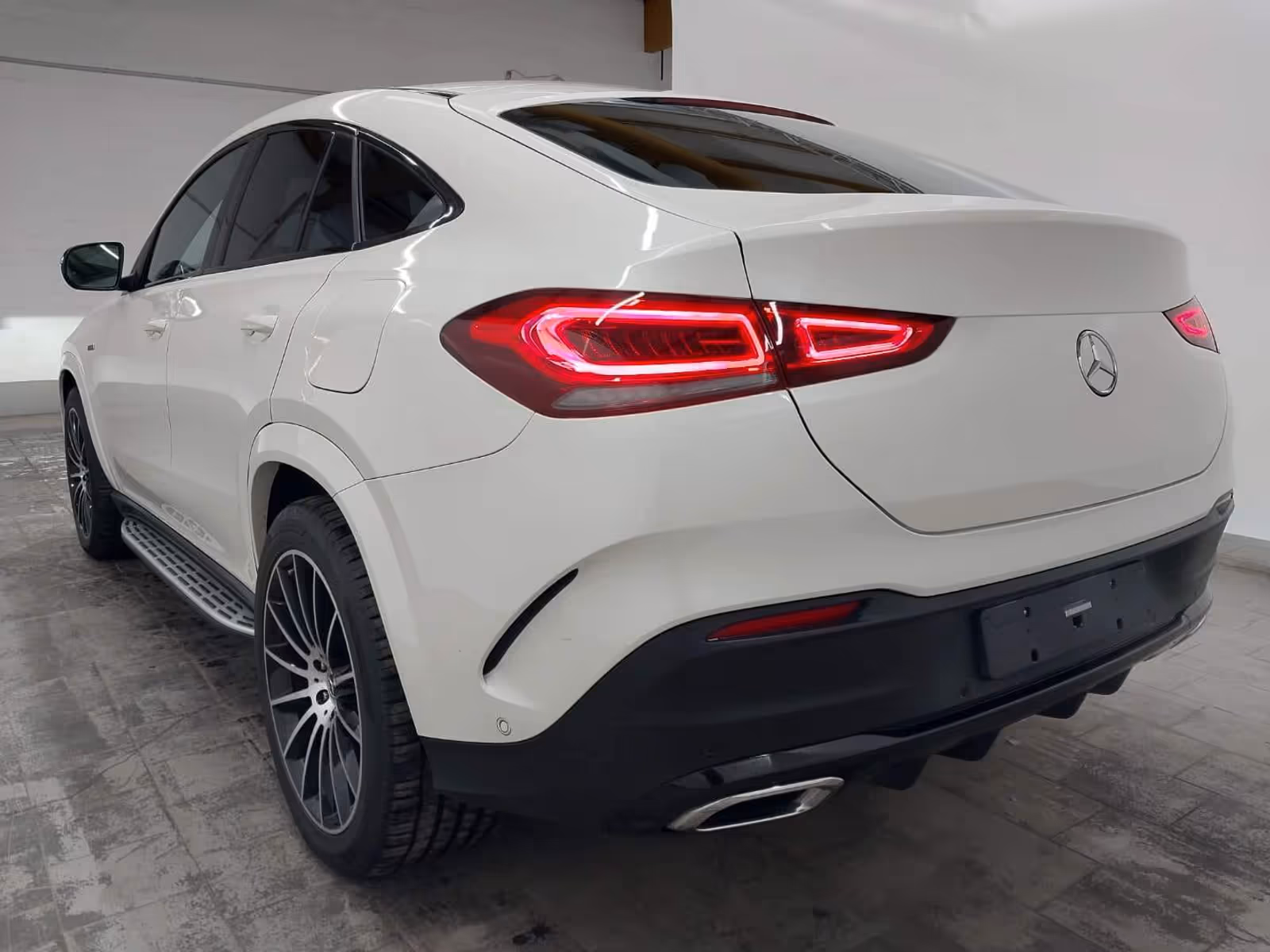 Mercedes-Benz GLE 350 - Photo 1