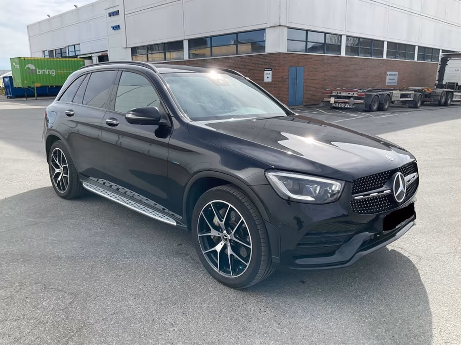 Mercedes-Benz GLC 300 - Photo 1