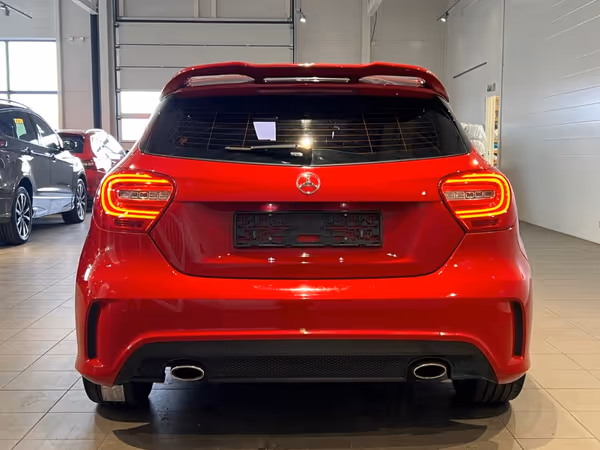 Mercedes-Benz A 200 - Photo 2