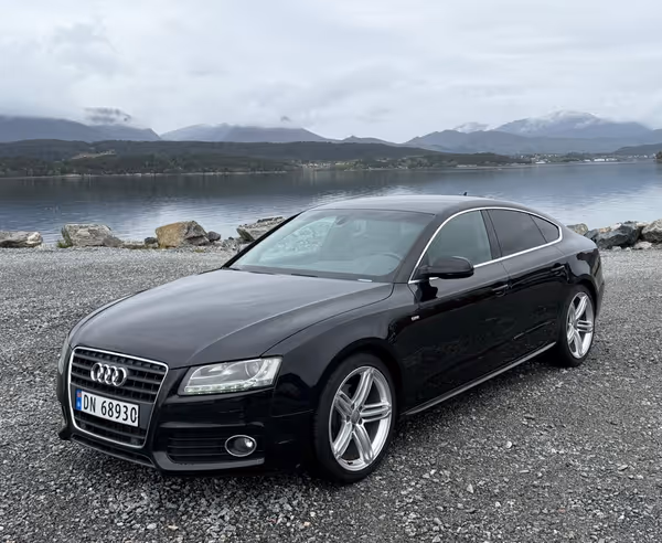Audi A5 - Photo 2